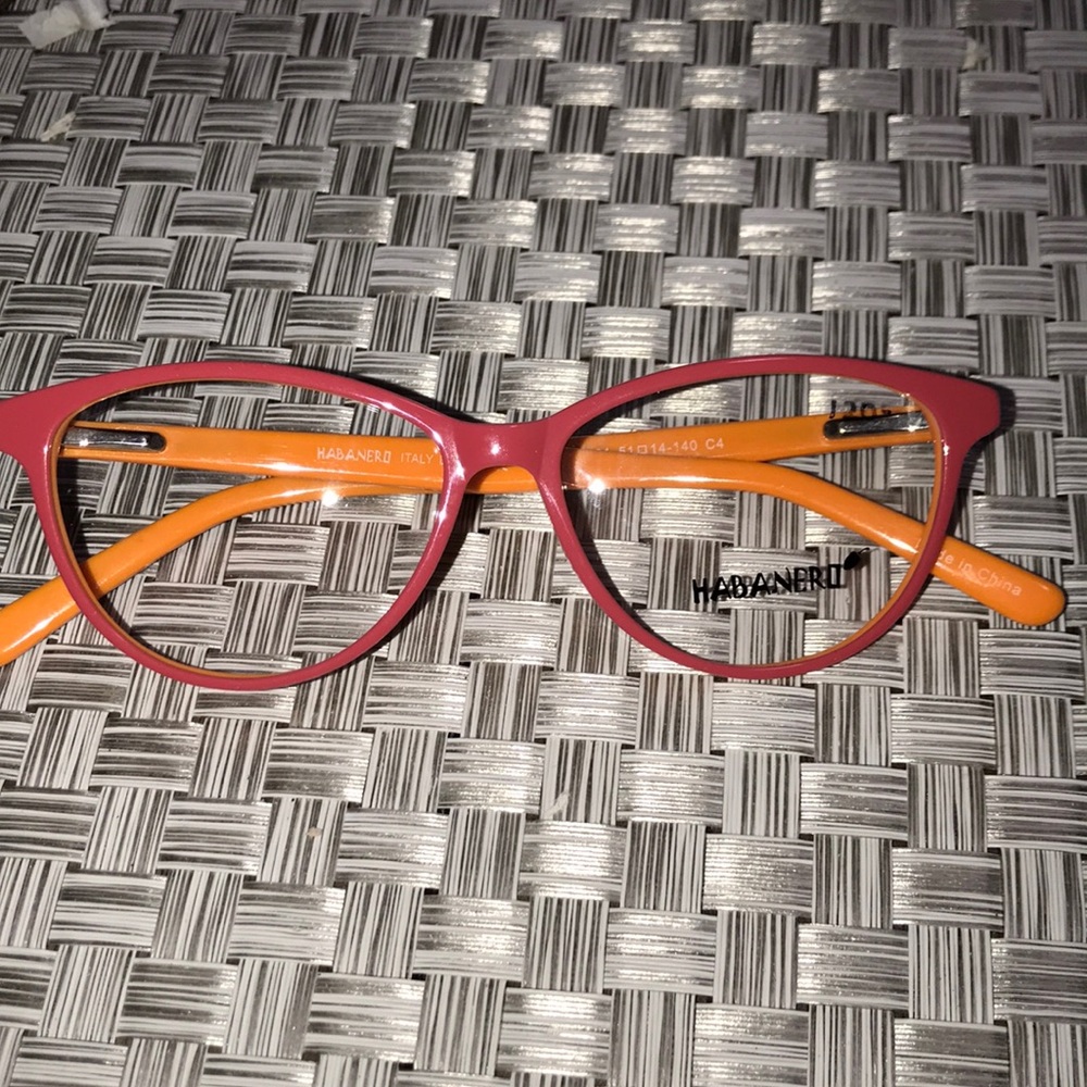HabaneroWoman Frame